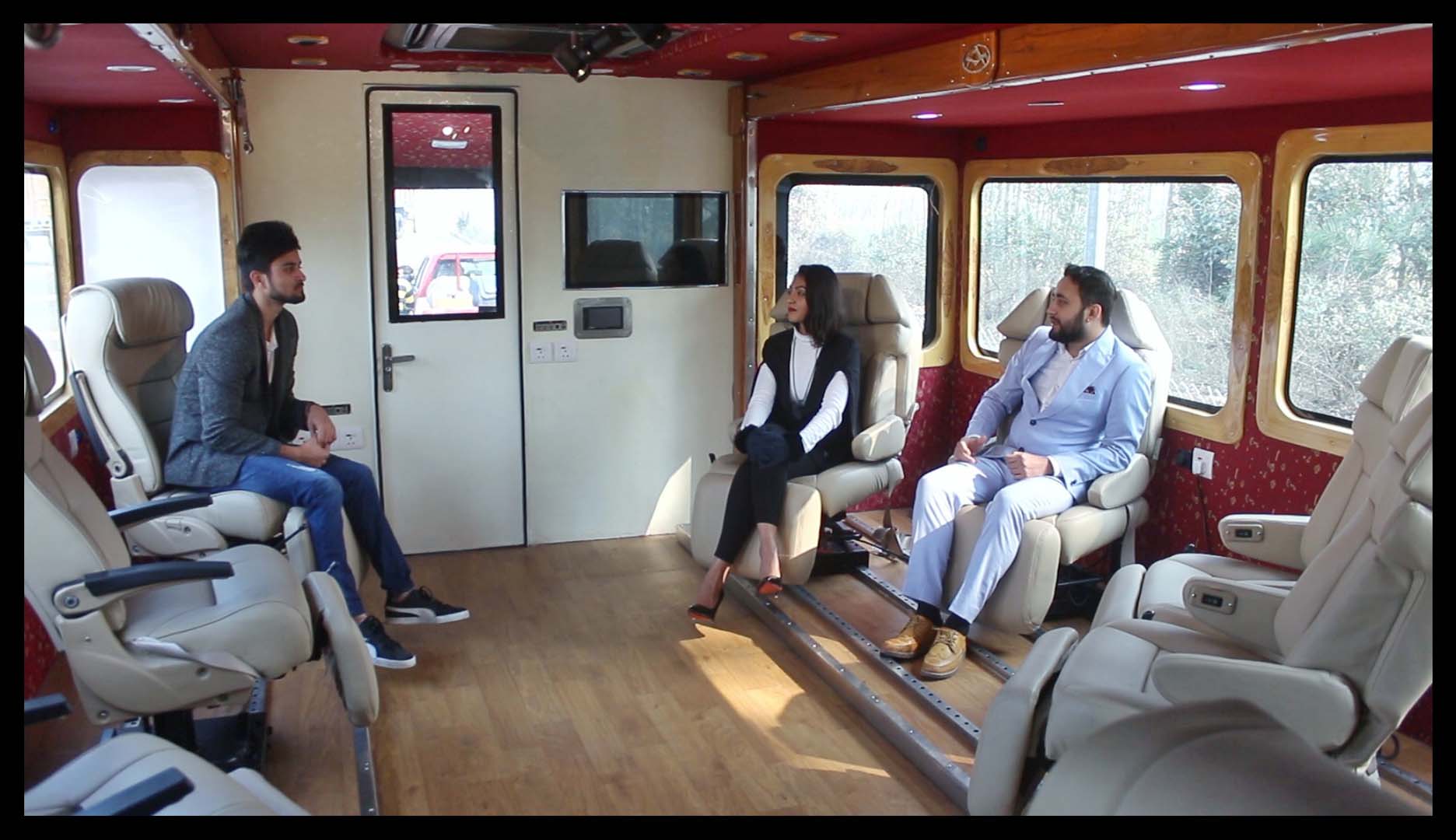 Round table conference conversion